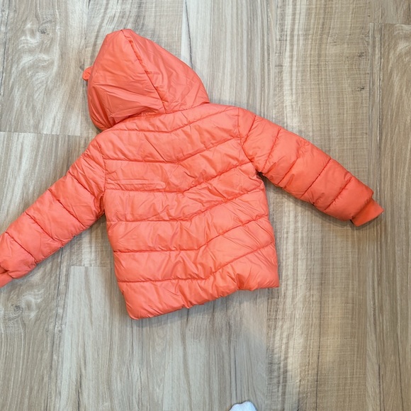 Cat & Jack 4t adorable coat in coral orange-pink or peach color - Picture 6 of 9